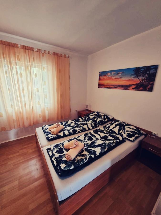 Apartments Nada Krk Town Extérieur photo