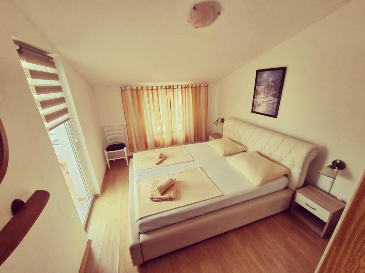 Apartments Nada Krk Town Extérieur photo