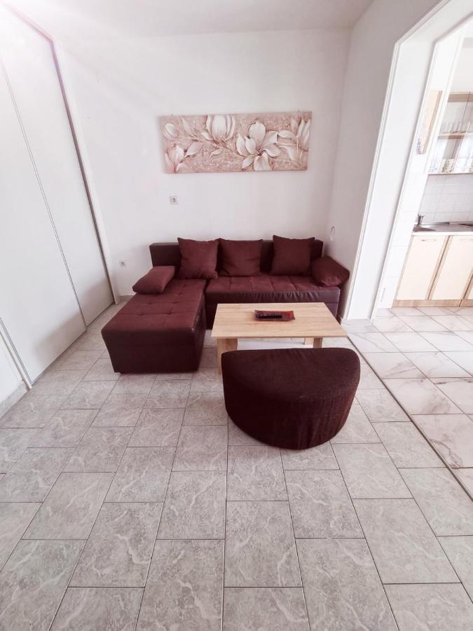 Apartments Nada Krk Town Extérieur photo